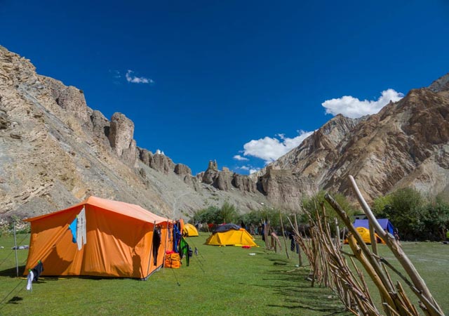 Best Taxi/Cab Hire Service in Jammu